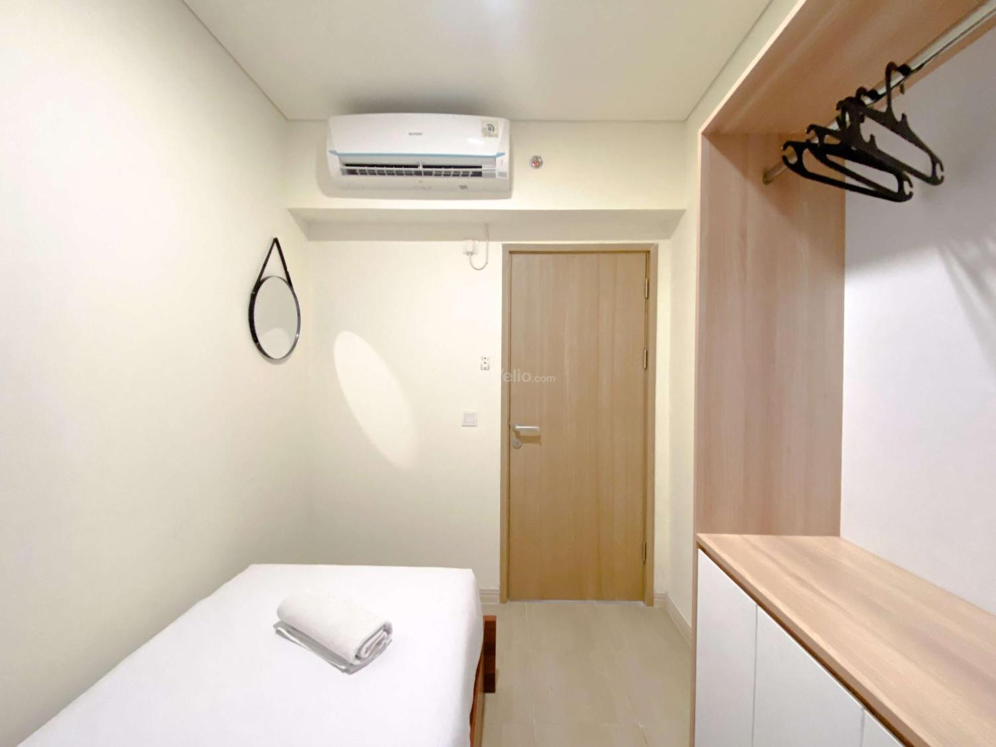 Homey 2Br With Work Space At Meikarta Apartment By Travelio Cikarang Exterior foto